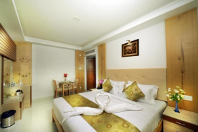 Hotel Mahi's Gateway